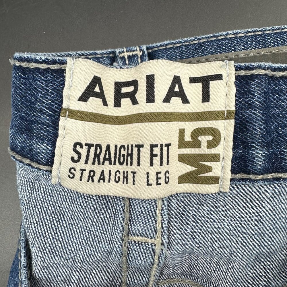 Ariat M5 Straight Fit Mens Jeans Size Denim Blue Mid Wash Straight Leg 38 x 34 - Picture 4 of 8